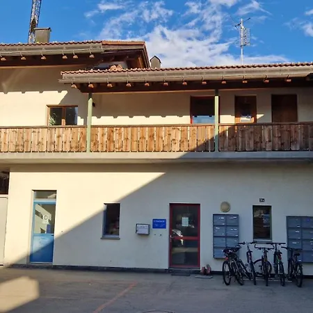 Geräumige Für Familien Und Gruppen 9 Betten *